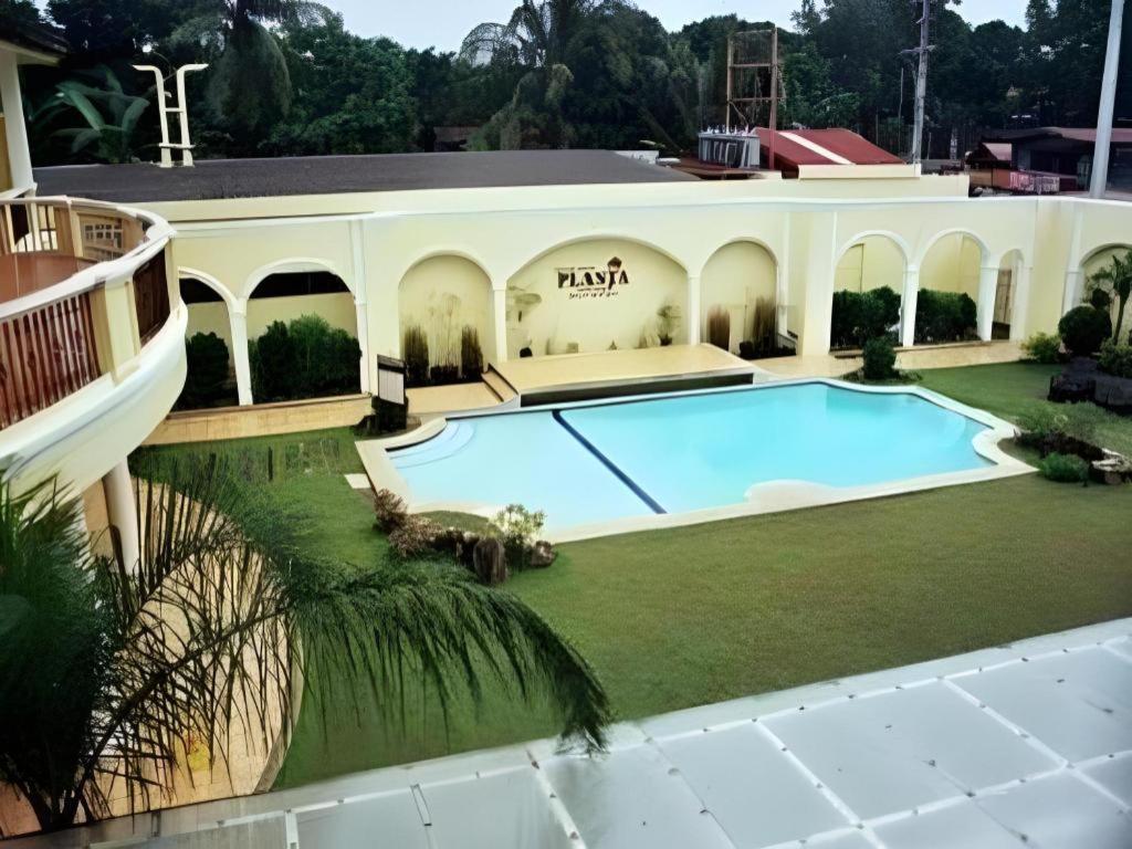 Planta Centro Bacolod Hotel & Residences מראה חיצוני תמונה
