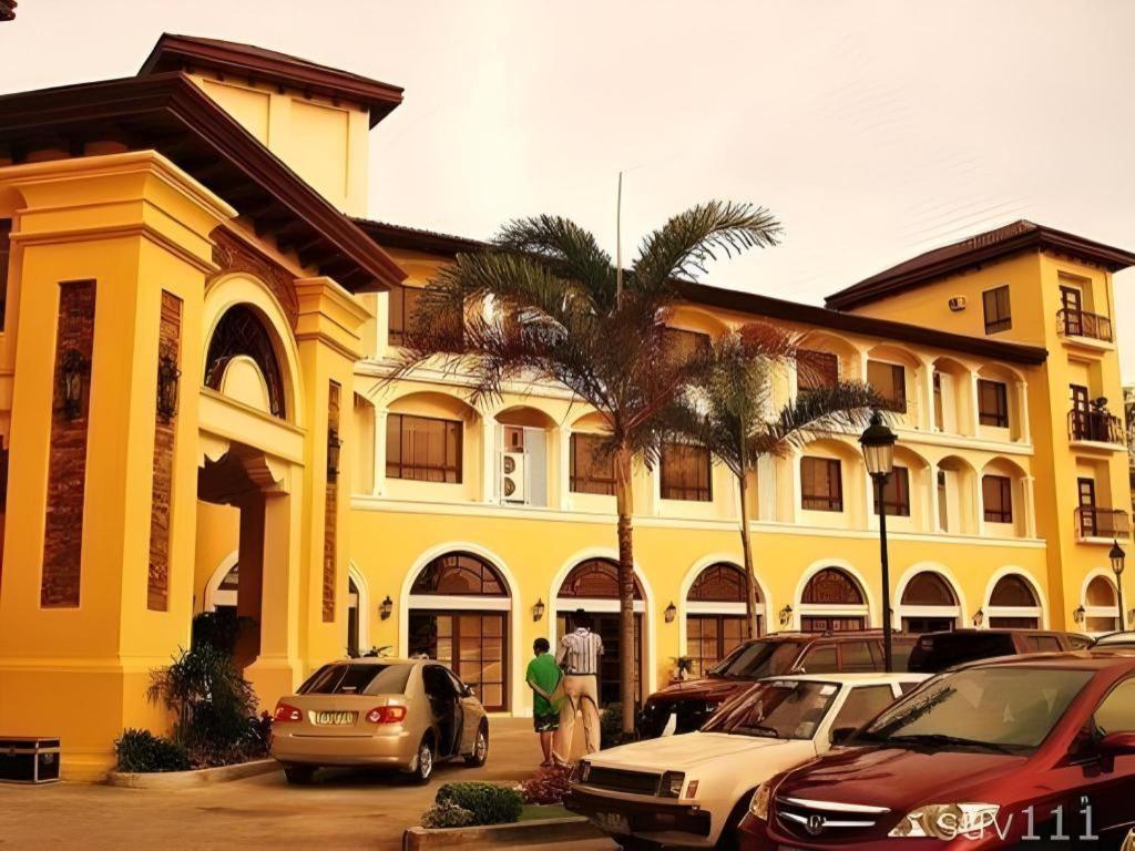 Planta Centro Bacolod Hotel & Residences מראה חיצוני תמונה