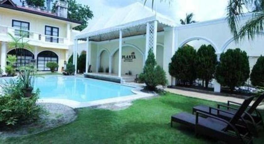 Planta Centro Bacolod Hotel & Residences מראה חיצוני תמונה